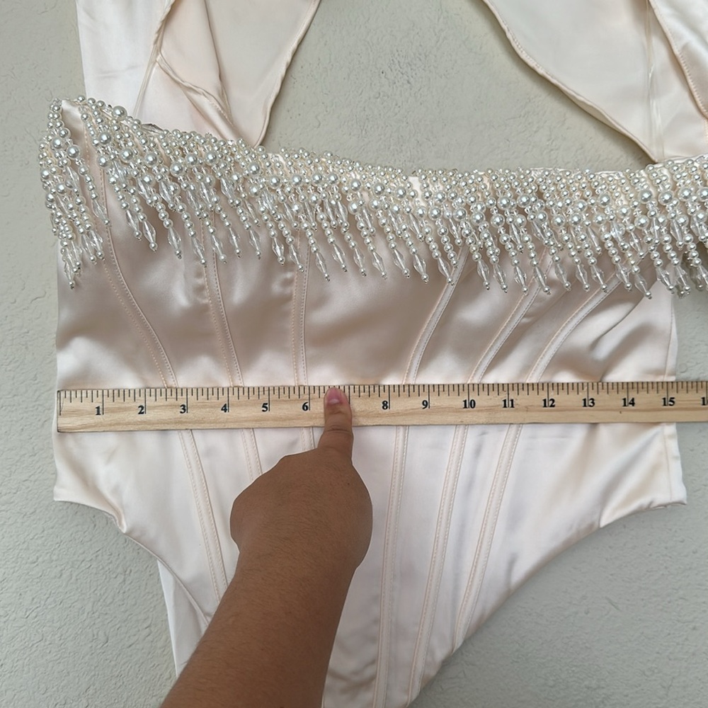 HOUSE OF CB 'Aubrie' Vintage Cream Embellished Satin Corset With Sleeve Size L - Picture 3 of 16